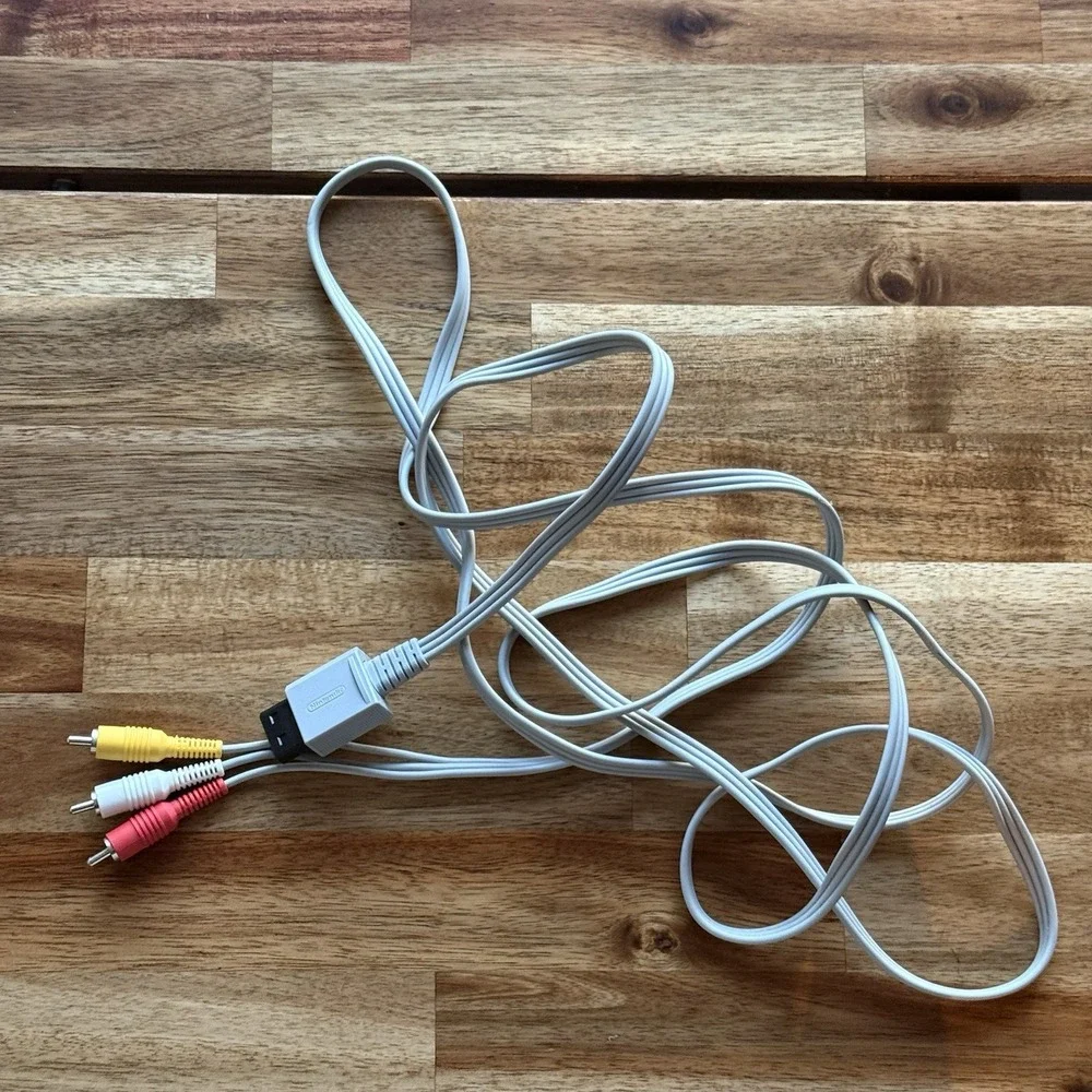 Wii OEM Nintendo Audio Video AV Composite 3 RCA Cable RVL-009 Authentic Works